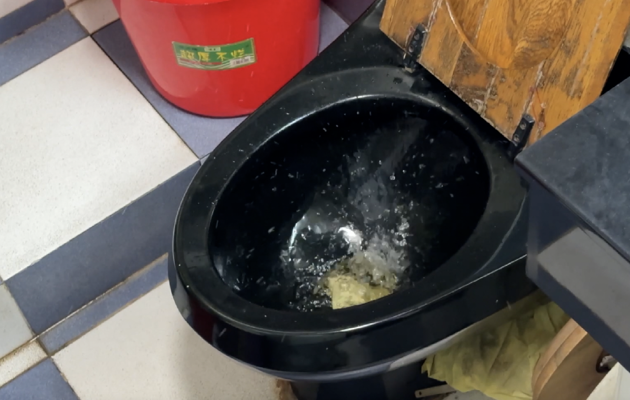 马桶水总是漫下来？这些原因和解决办法你得知道！