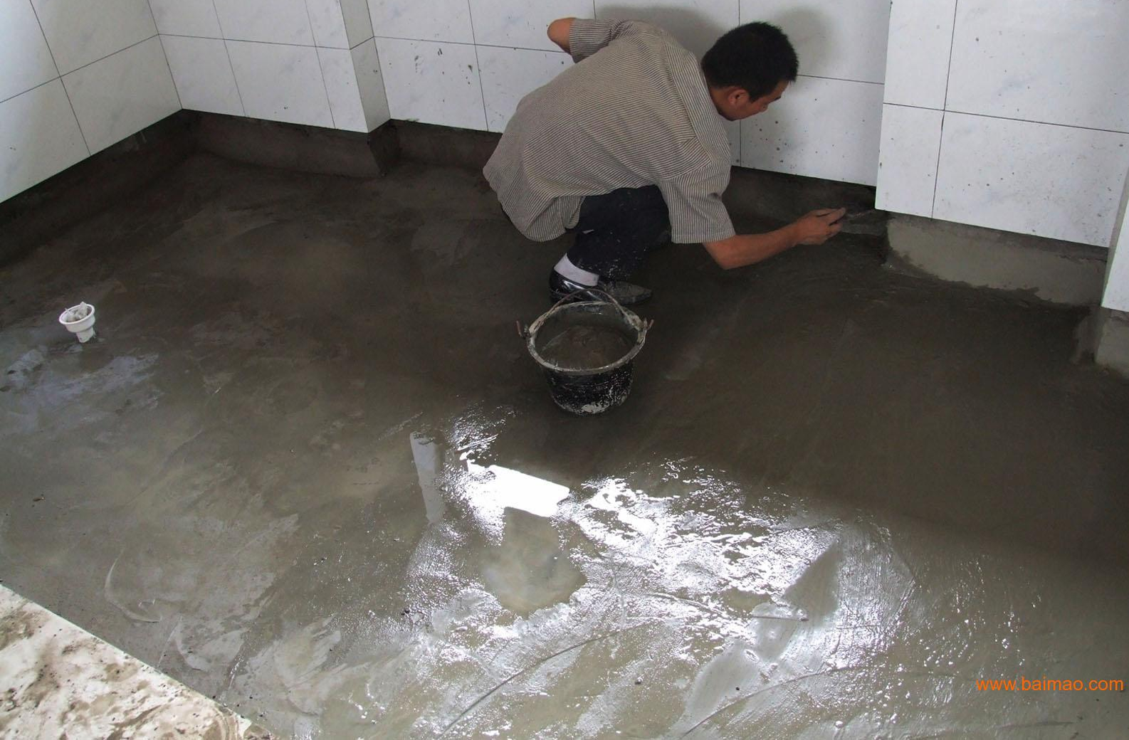 卫生间储水箱漏水怎么修？实用技巧全解析