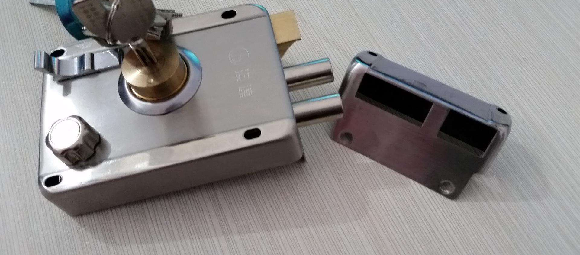 开锁锁的耐候性能：如何选择耐用的锁具？